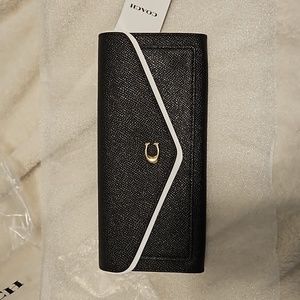 Coach wallet, brand new with tags